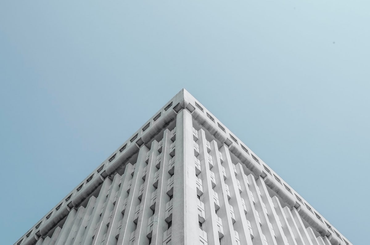 爱一帆一句话体检：看结尾是不是定锤，做把主语写明白，就够了